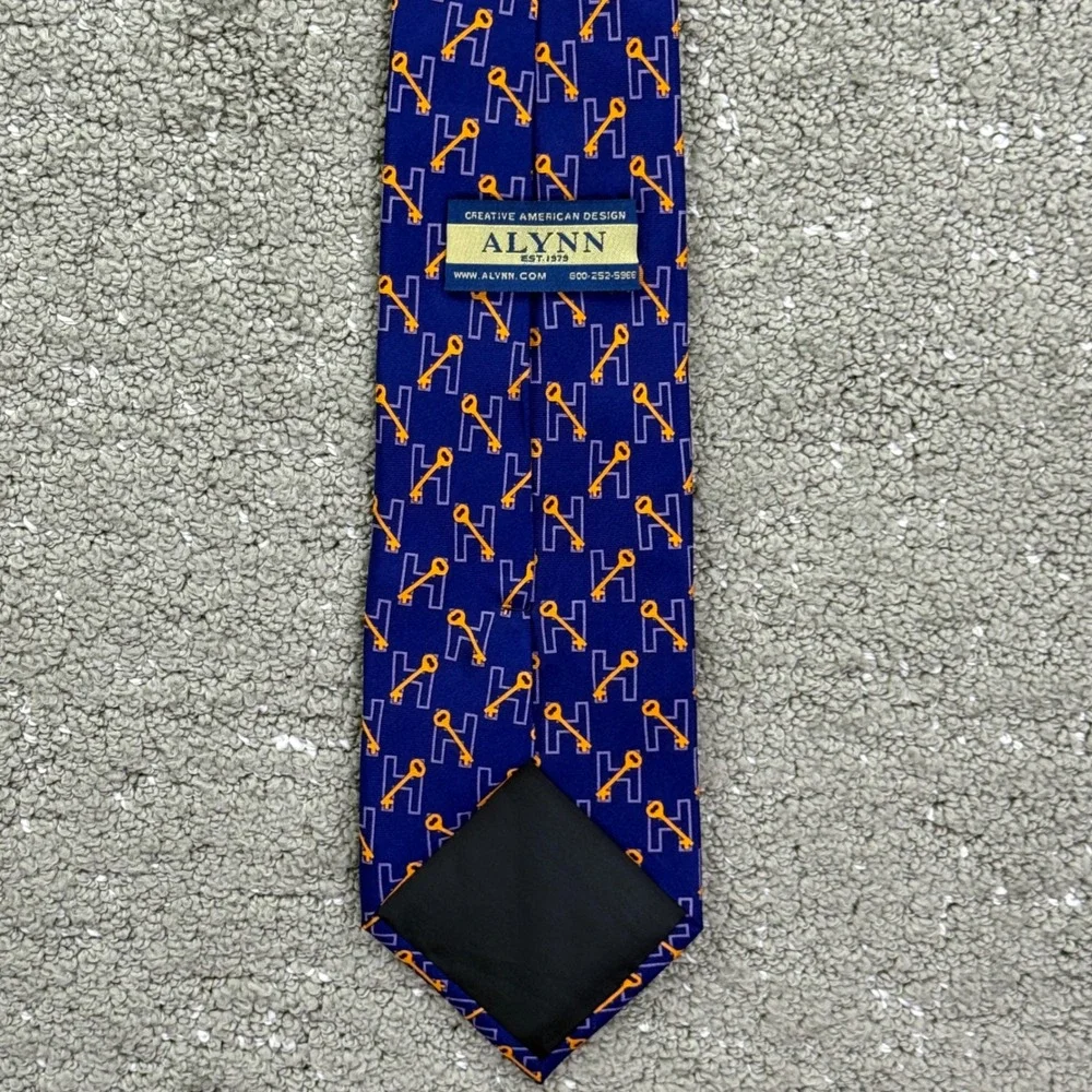 Alynn Necktie Mens OS Purple Gold Key Geometric Silk Business Preppy Novelty
